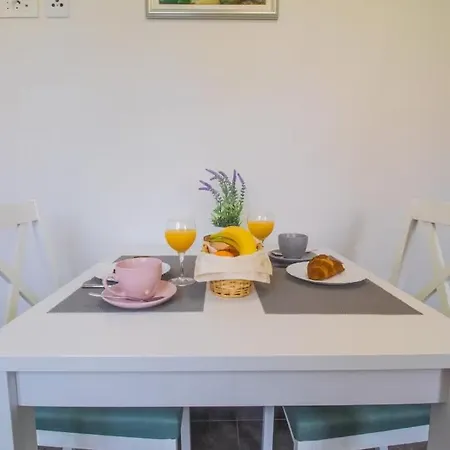 & Teo Apartment *