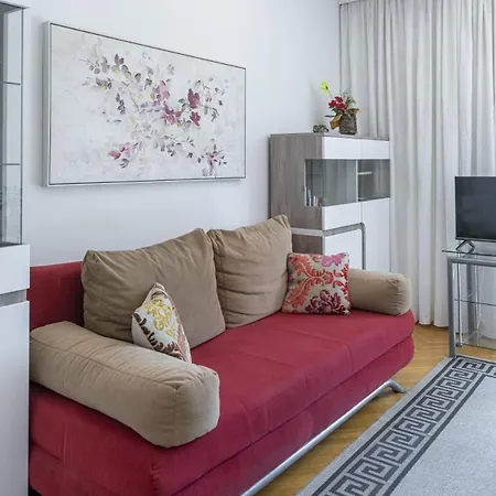 アパート With Large Terrace ドゥブロブニク