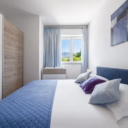 With Large Terrace アパート ドゥブロブニク