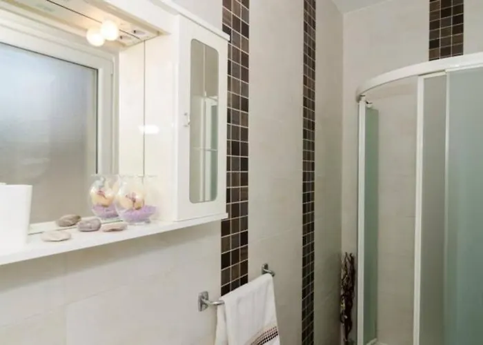 With Large Terrace Апартаменты