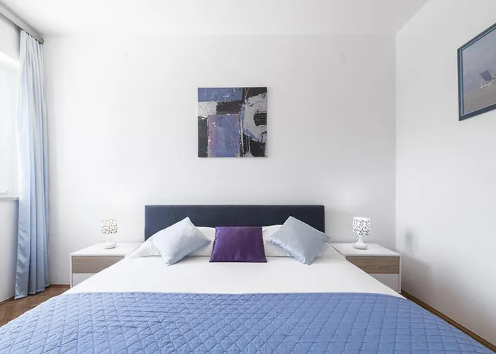 With Large Terrace Апартаменты *