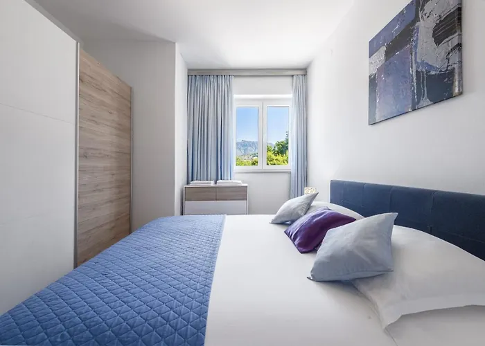 With Large Terrace Апартаменты Дубровник