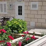 & Teo Dubrovnik